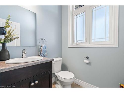 21 Melody Lane Lane, Grand Valley, ON - Indoor Photo Showing Bathroom