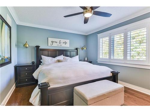 3089 Ferguson Drive, Burlington, ON - Indoor Photo Showing Bedroom