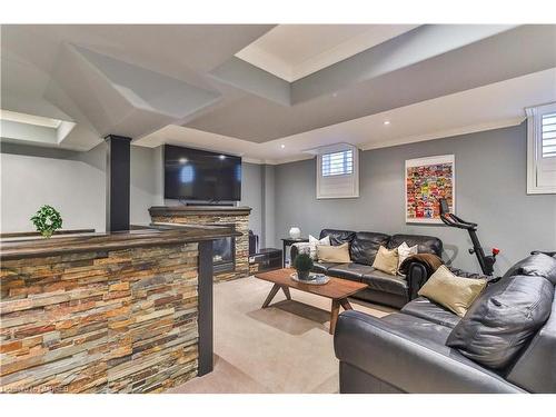 3089 Ferguson Drive, Burlington, ON - Indoor