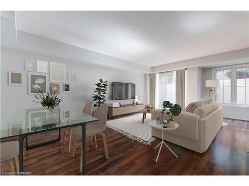 20-2460 Post Road, Oakville, ON - Indoor Photo Showing Living Room