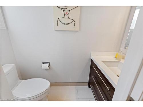 467 Hedgerow Lane, Oakville, ON - Indoor Photo Showing Bathroom