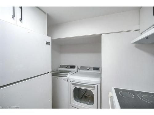 393 Weber Street E, Kitchener, ON - Indoor Photo Showing Laundry Room