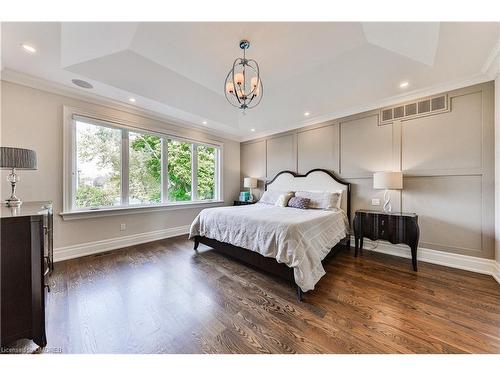 2361 Hixon Street, Oakville, ON - Indoor Photo Showing Bedroom