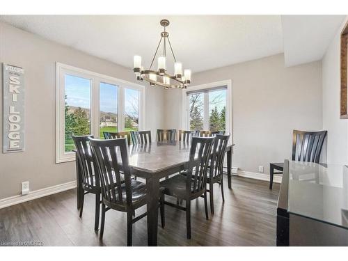 218-120 Fairway Court, The Blue Mountains, ON - Indoor Photo Showing Dining Room