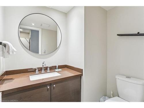 218-120 Fairway Court, The Blue Mountains, ON - Indoor Photo Showing Bathroom