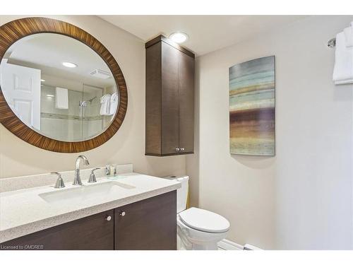 218-120 Fairway Court, The Blue Mountains, ON - Indoor Photo Showing Bathroom