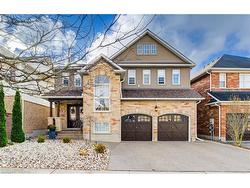 32 Triller Avenue  Cambridge, ON N1P 1J8