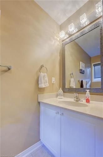 32 Triller Avenue, Cambridge, ON - Indoor Photo Showing Bathroom