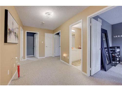 32 Triller Avenue, Cambridge, ON - Indoor Photo Showing Other Room