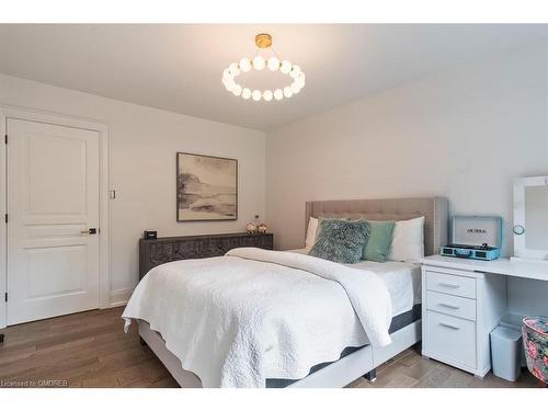 1294 Gatehouse Drive, Mississauga, ON - Indoor Photo Showing Bedroom