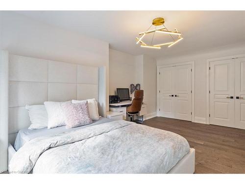 1294 Gatehouse Drive, Mississauga, ON - Indoor Photo Showing Bedroom