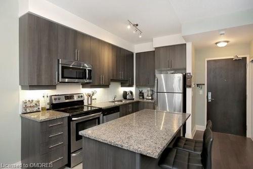 1021-1185 The Queensway, Toronto, ON - Indoor Photo Showing Kitchen With Stainless Steel Kitchen With Upgraded Kitchen