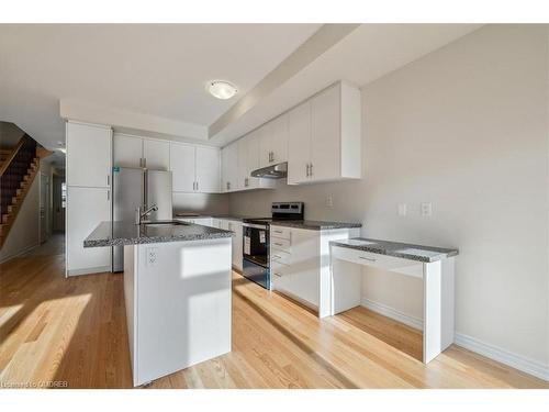 1396 National Common, Burlington, ON - Indoor Photo Showing Kitchen With Stainless Steel Kitchen With Upgraded Kitchen