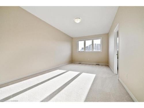 1396 National Common, Burlington, ON - Indoor Photo Showing Other Room