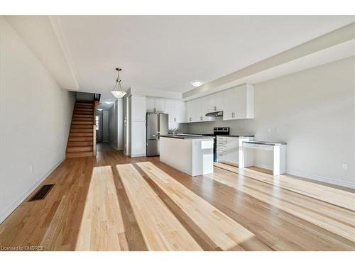 1396 National Common, Burlington, ON - Indoor Photo Showing Kitchen With Stainless Steel Kitchen