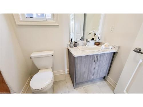 466 Humphrey Street, Waterdown, ON - Indoor Photo Showing Bathroom