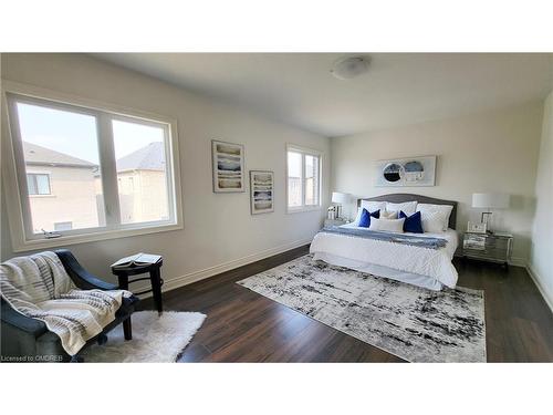 466 Humphrey Street, Waterdown, ON - Indoor Photo Showing Bedroom