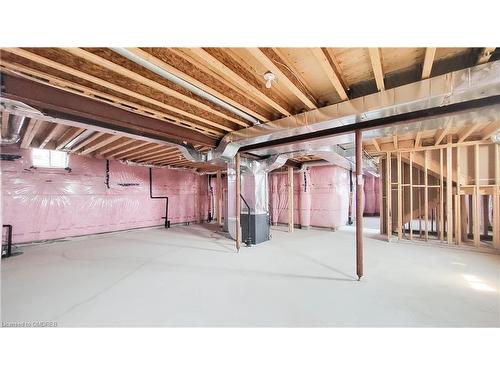 466 Humphrey Street, Waterdown, ON - Indoor Photo Showing Basement