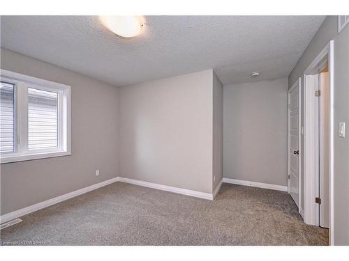 442 Westhaven Street, Waterloo, ON - Indoor Photo Showing Other Room