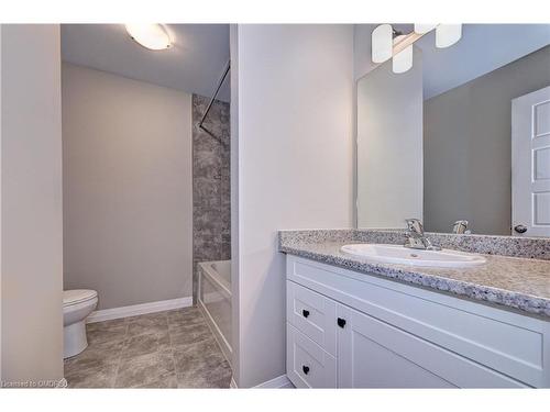 442 Westhaven Street, Waterloo, ON - Indoor Photo Showing Bathroom