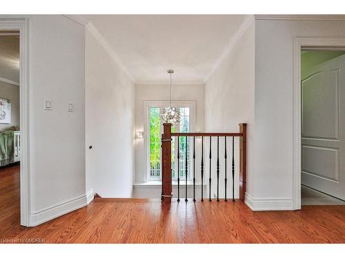 192 Waneta Drive, Oakville, ON - Indoor Photo Showing Other Room