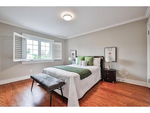 192 Waneta Drive, Oakville, ON - Indoor Photo Showing Bedroom