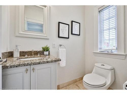 192 Waneta Drive, Oakville, ON - Indoor Photo Showing Bathroom