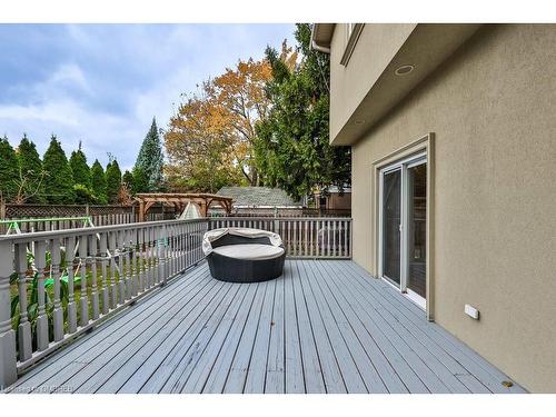 192 Waneta Drive, Oakville, ON - Outdoor With Deck Patio Veranda With Exterior