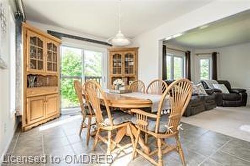 140 Severn Drive, Guelph, ON - Indoor Photo Showing Dining Room