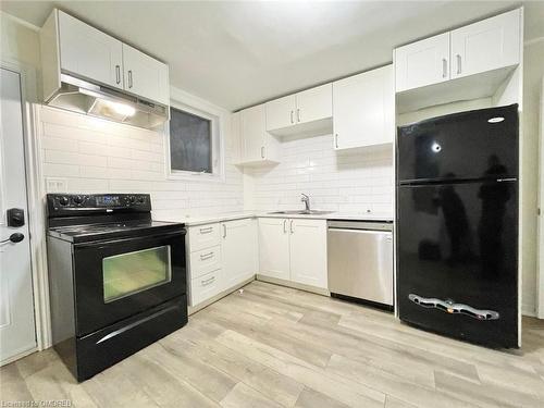 287 Hunter Street E, Hamilton, ON - Indoor Photo Showing Kitchen