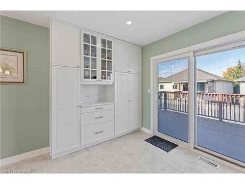 24 Quaker Road, Welland, ON - Indoor Photo Showing Other Room