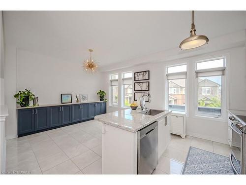 3300 Erasmum Street, Oakville, ON - Indoor Photo Showing Kitchen