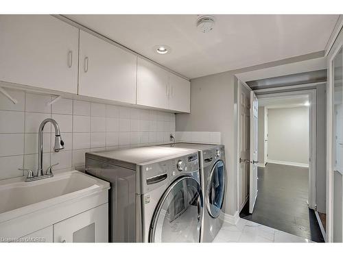 411 Trafalgar Road, Oakville, ON - Indoor Photo Showing Laundry Room