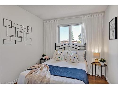 9 Hughes Court, Kawartha Lakes, ON - Indoor Photo Showing Bedroom