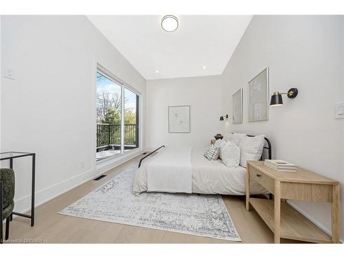 348 Kingsleigh Court, Milton, ON - Indoor Photo Showing Bedroom