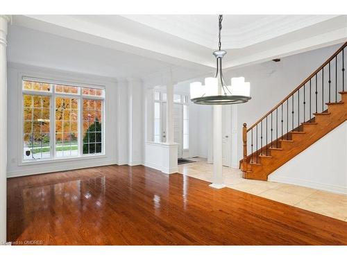 2379 Rock Point Drive, Oakville, ON - Indoor Photo Showing Other Room