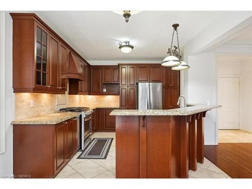 2379 Rock Point Drive, Oakville, ON - Indoor Photo Showing Kitchen With Stainless Steel Kitchen With Upgraded Kitchen