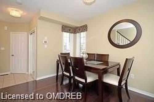 4799 Thomas Alton Boulevard, Burlington, ON - Indoor Photo Showing Dining Room