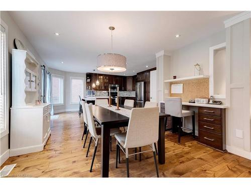 134 Westchester Road, Oakville, ON - Indoor Photo Showing Dining Room