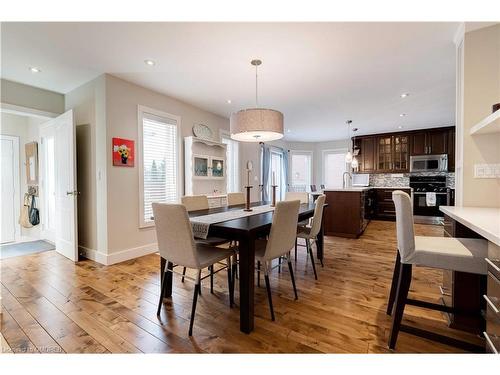 134 Westchester Road, Oakville, ON - Indoor Photo Showing Dining Room