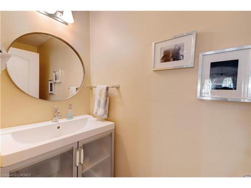 134 Westchester Road, Oakville, ON - Indoor Photo Showing Bathroom