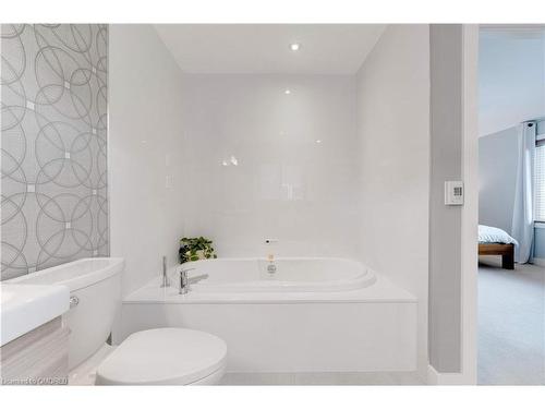 134 Westchester Road, Oakville, ON - Indoor Photo Showing Bathroom