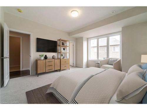 3511 Post Road, Oakville, ON - Indoor Photo Showing Bedroom