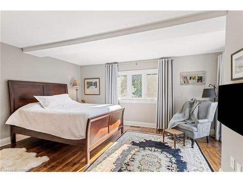 40 Birch Hill Lane, Oakville, ON - Indoor Photo Showing Bedroom