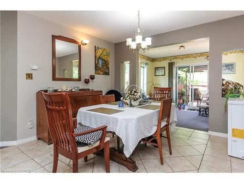 225 39Th Street S, Wasaga Beach, ON - Indoor Photo Showing Dining Room