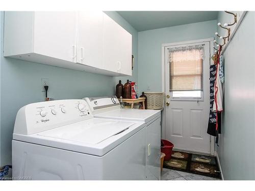 225 39Th Street S, Wasaga Beach, ON - Indoor Photo Showing Laundry Room