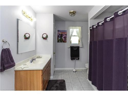 225 39Th Street S, Wasaga Beach, ON - Indoor Photo Showing Bathroom