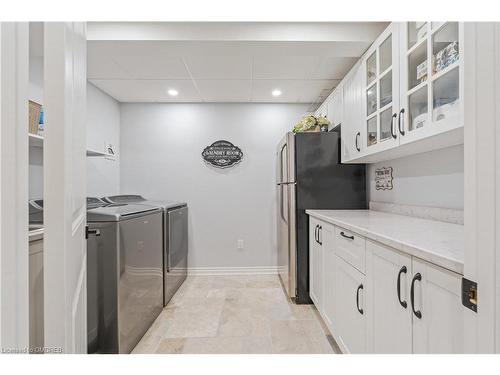 23 Hayleyvale Road, Caledon, ON - Indoor Photo Showing Laundry Room