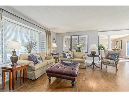 23 Hayleyvale Road, Caledon, ON - Indoor Photo Showing Living Room