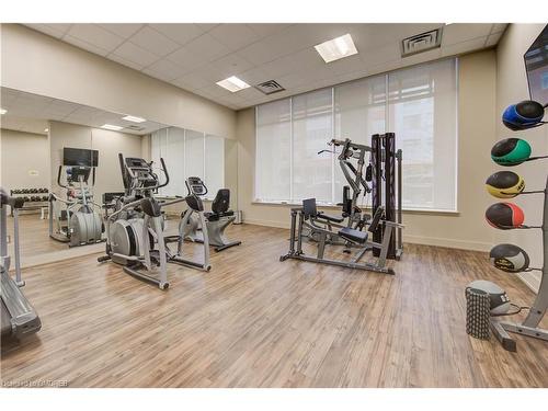 226-216 Oak Park Boulevard, Oakville, ON - Indoor Photo Showing Gym Room